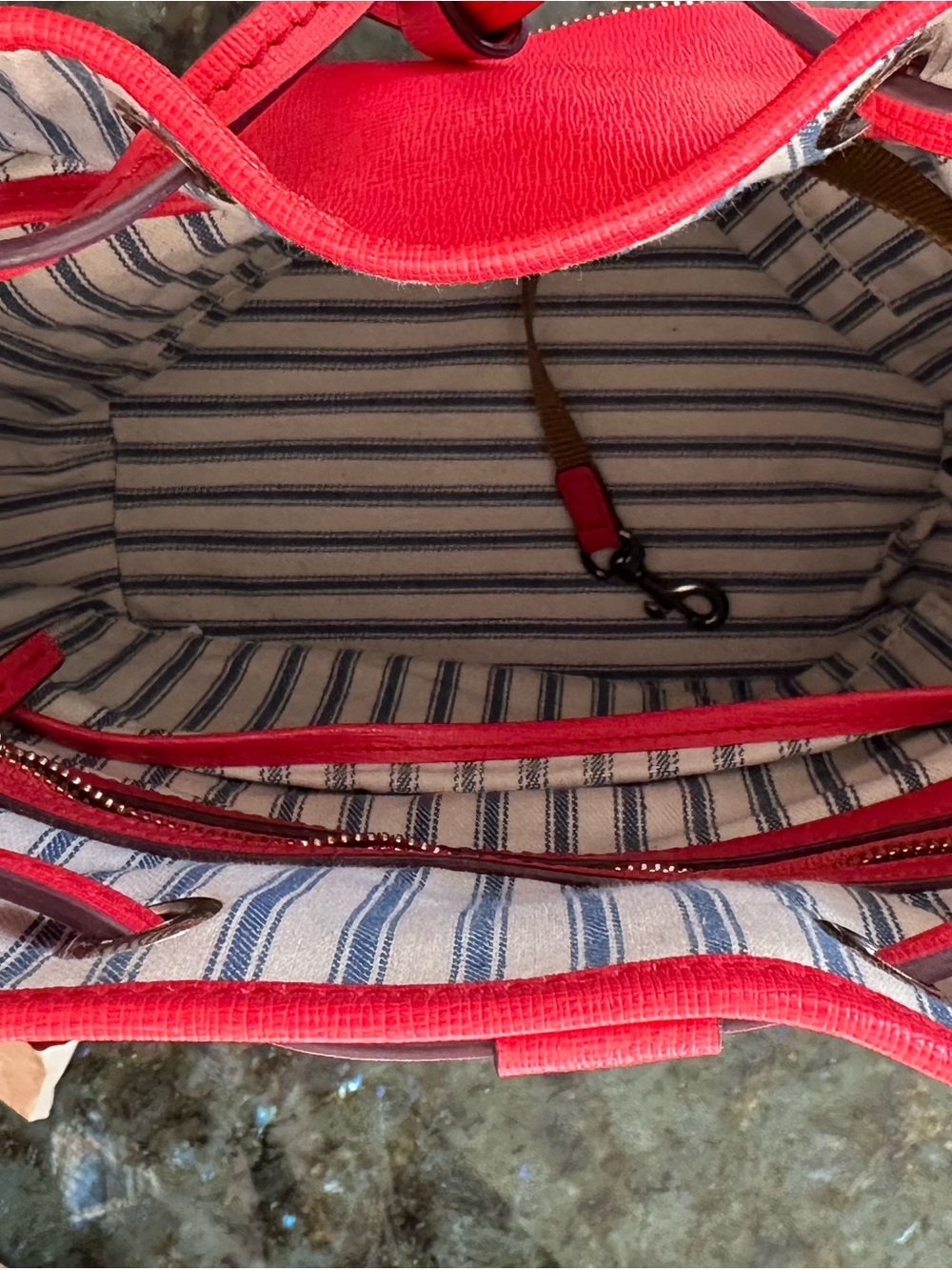 Dooney & Bourke Red/Coral Saffiano Leather Drawstring Bucket Shoulder Bag. - Picture 10 of 12
